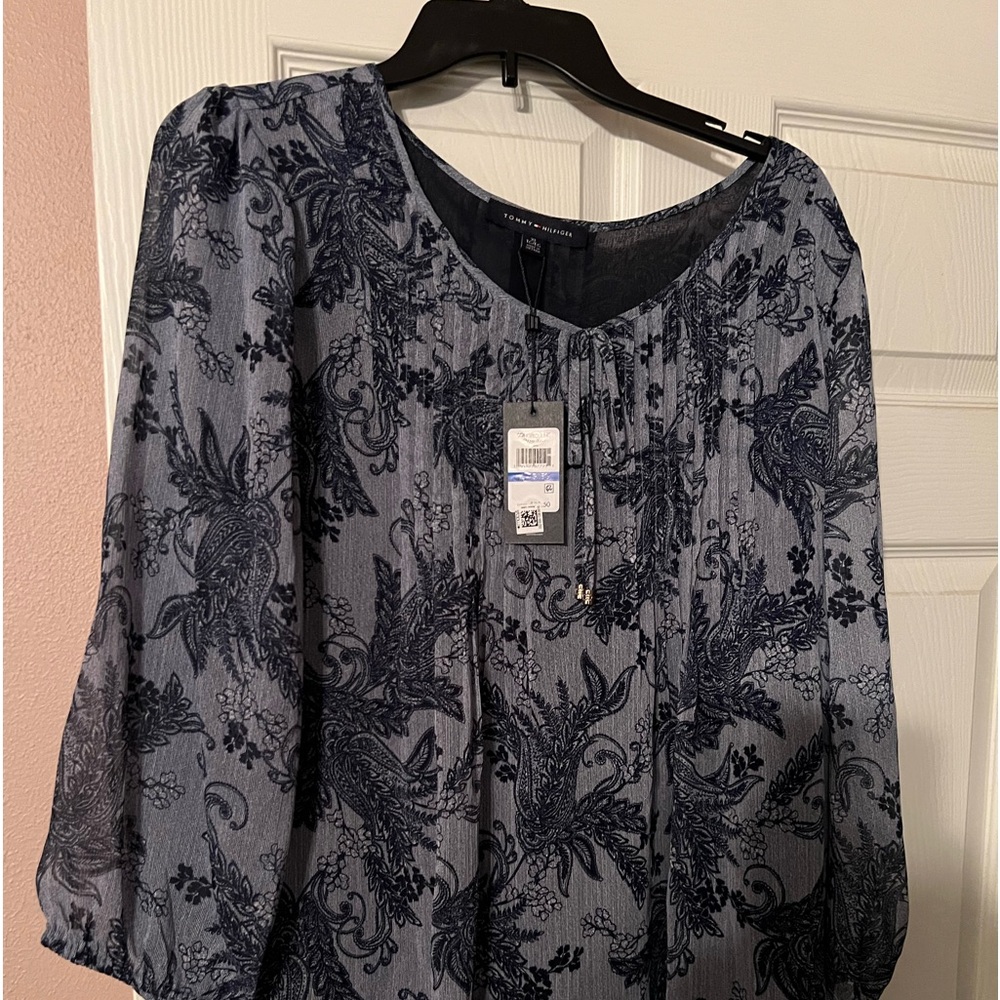 Brand new Tommy Hilfiger blue flowery blouse.  Women size xl.